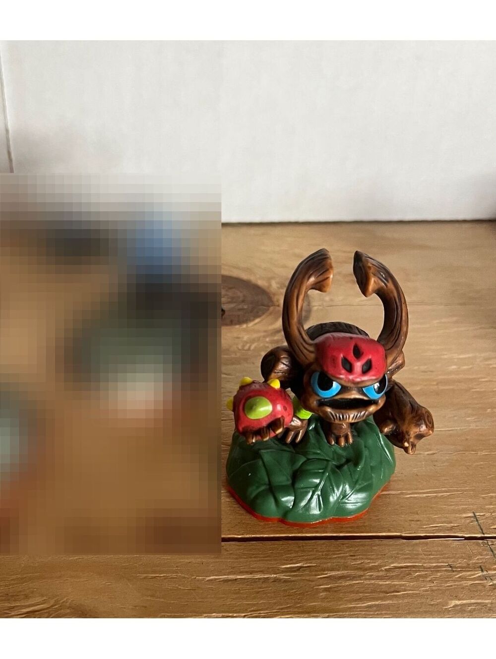 Skylanders Trap Team Mini Sidekick - Barkley - Tree Rex